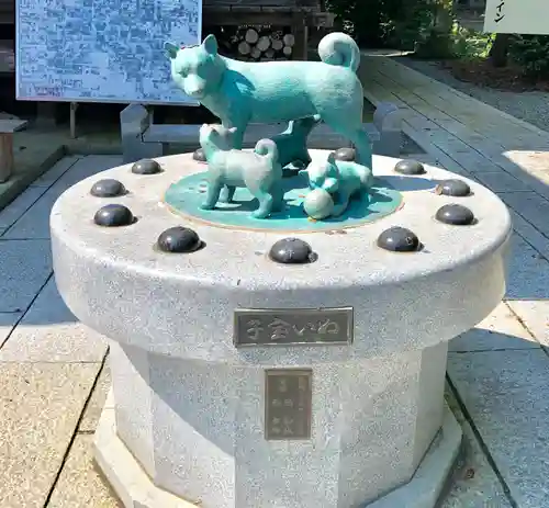 男山八幡神社の狛犬