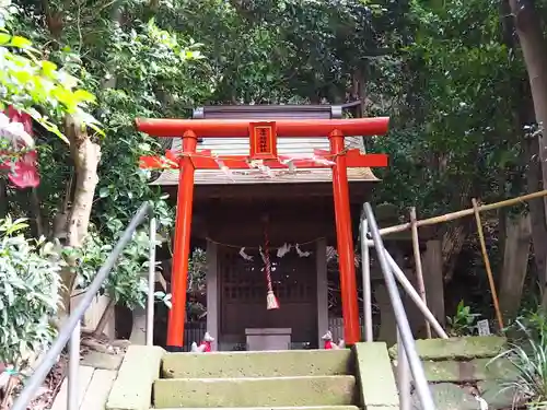 冨塚八幡宮の鳥居