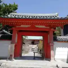 太山寺の山門