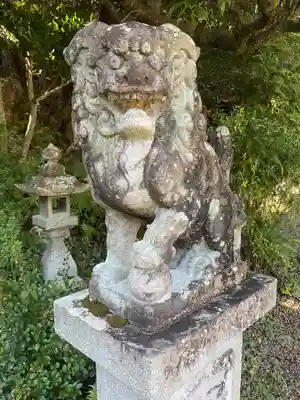 神明神社(大薮町)の狛犬