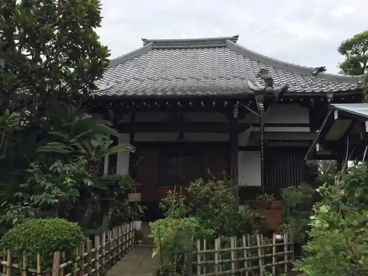 加納院の本殿・本堂