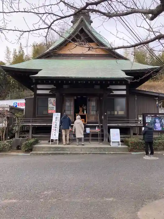 養命寺の本殿・本堂