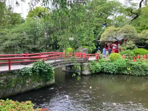 三嶋大社の{uncategorized: "未分類", other: "その他", undefined: "問題あり", building: "その他建物", grave: "お墓", sacred_gate: "鳥居", guardian: "狛犬", statue: "像", buddha: "仏像", history: "歴史", nature: "自然", garden: "庭園", animal: "動物", pagoda: "塔", temizu: "手水舎", mountain_gate: "山門・神門", sanctuary: "本殿・本堂", subordinate: "末社・摂社", art: "芸術", scenery: "景色", jizo: "地蔵", ema: "絵馬", goshuin: "御朱印", omikuji: "おみくじ", items: "授与品その他", amulet: "お守り", goshuincho: "御朱印帳", eats: "食事", festival: "お祭り", votive_dance: "神楽", shichigosan: "七五三参", wedding: "結婚式", experience: "体験その他", initially: "初詣", around: "周辺", anti_infection: "感染症対策"}