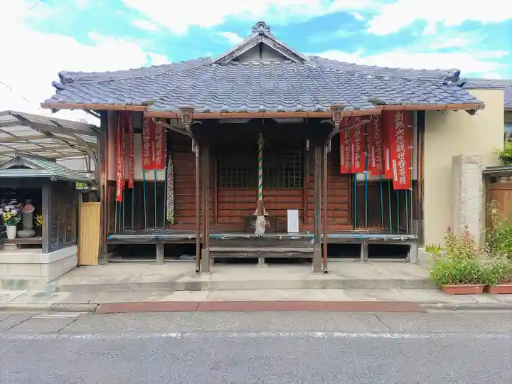 薬師寺の本殿・本堂