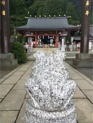 大山阿夫利神社の狛犬