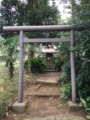 茂侶神社の鳥居