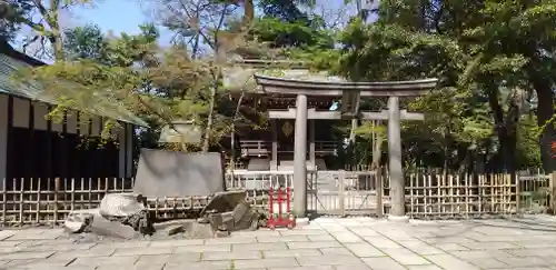 越ヶ谷久伊豆神社の末社