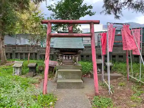 寒田神社の末社・摂社