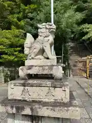 伊勢部柿本神社の狛犬