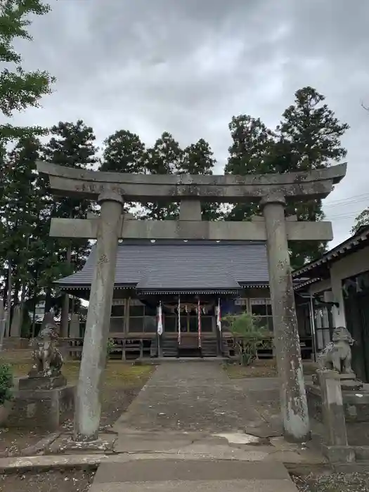 白山神社の鳥居