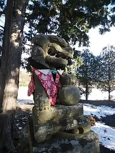 高司神社〜むすびの神の鎮まる社〜の狛犬