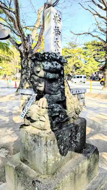 意富比神社の狛犬