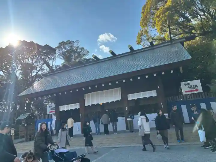 伊勢山皇大神宮の{uncategorized: "未分類", other: "その他", undefined: "問題あり", building: "その他建物", grave: "お墓", sacred_gate: "鳥居", guardian: "狛犬", statue: "像", buddha: "仏像", history: "歴史", nature: "自然", garden: "庭園", animal: "動物", pagoda: "塔", temizu: "手水舎", mountain_gate: "山門・神門", sanctuary: "本殿・本堂", subordinate: "末社・摂社", art: "芸術", scenery: "景色", jizo: "地蔵", ema: "絵馬", goshuin: "御朱印", omikuji: "おみくじ", items: "授与品その他", amulet: "お守り", goshuincho: "御朱印帳", eats: "食事", festival: "お祭り", votive_dance: "神楽", shichigosan: "七五三参", wedding: "結婚式", experience: "体験その他", initially: "初詣", around: "周辺", anti_infection: "感染症対策"}