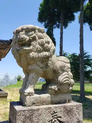 五位荘神社の狛犬