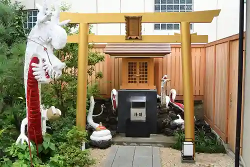 蛇窪神社の末社・摂社