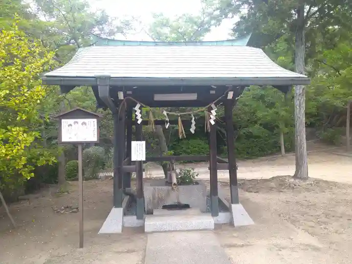木華佐久耶比咩神社の手水舎