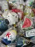 守りの神 藤基神社の授与品その他