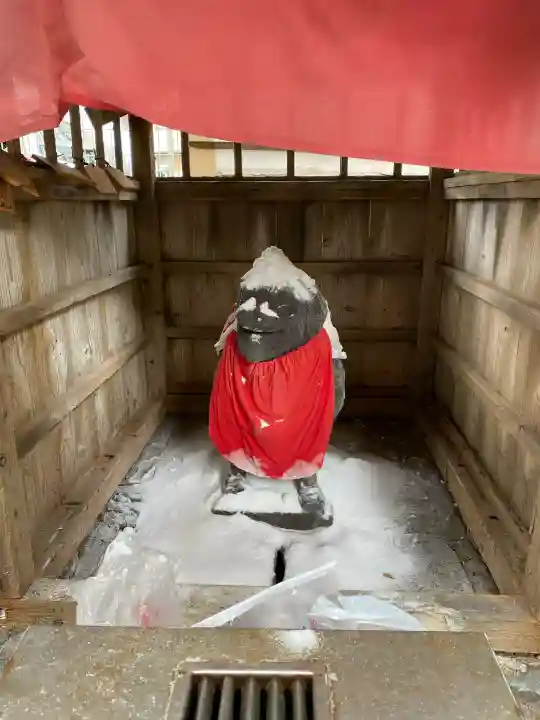 亀戸天神社の{uncategorized: "未分類", other: "その他", undefined: "問題あり", building: "その他建物", grave: "お墓", sacred_gate: "鳥居", guardian: "狛犬", statue: "像", buddha: "仏像", history: "歴史", nature: "自然", garden: "庭園", animal: "動物", pagoda: "塔", temizu: "手水舎", mountain_gate: "山門・神門", sanctuary: "本殿・本堂", subordinate: "末社・摂社", art: "芸術", scenery: "景色", jizo: "地蔵", ema: "絵馬", goshuin: "御朱印", omikuji: "おみくじ", items: "授与品その他", amulet: "お守り", goshuincho: "御朱印帳", eats: "食事", festival: "お祭り", votive_dance: "神楽", shichigosan: "七五三参", wedding: "結婚式", experience: "体験その他", initially: "初詣", around: "周辺", anti_infection: "感染症対策"}