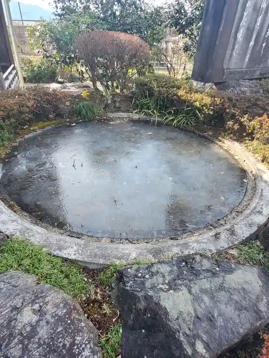 野坂寺の手水舎