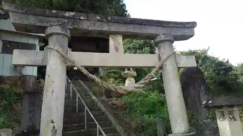 光明院の鳥居