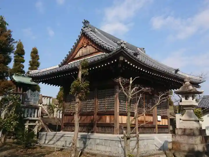 八幡神社の本殿・本堂