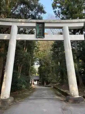 雄山神社前立社壇の{uncategorized: "未分類", other: "その他", undefined: "問題あり", building: "その他建物", grave: "お墓", sacred_gate: "鳥居", guardian: "狛犬", statue: "像", buddha: "仏像", history: "歴史", nature: "自然", garden: "庭園", animal: "動物", pagoda: "塔", temizu: "手水舎", mountain_gate: "山門・神門", sanctuary: "本殿・本堂", subordinate: "末社・摂社", art: "芸術", scenery: "景色", jizo: "地蔵", ema: "絵馬", goshuin: "御朱印", omikuji: "おみくじ", items: "授与品その他", amulet: "お守り", goshuincho: "御朱印帳", eats: "食事", festival: "お祭り", votive_dance: "神楽", shichigosan: "七五三参", wedding: "結婚式", experience: "体験その他", initially: "初詣", around: "周辺", anti_infection: "感染症対策"}