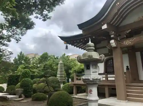 観音寺の庭園