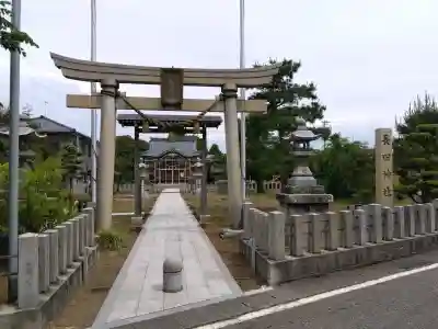 長田神社の{uncategorized: "未分類", other: "その他", undefined: "問題あり", building: "その他建物", grave: "お墓", sacred_gate: "鳥居", guardian: "狛犬", statue: "像", buddha: "仏像", history: "歴史", nature: "自然", garden: "庭園", animal: "動物", pagoda: "塔", temizu: "手水舎", mountain_gate: "山門・神門", sanctuary: "本殿・本堂", subordinate: "末社・摂社", art: "芸術", scenery: "景色", jizo: "地蔵", ema: "絵馬", goshuin: "御朱印", omikuji: "おみくじ", items: "授与品その他", amulet: "お守り", goshuincho: "御朱印帳", eats: "食事", festival: "お祭り", votive_dance: "神楽", shichigosan: "七五三参", wedding: "結婚式", experience: "体験その他", initially: "初詣", around: "周辺", anti_infection: "感染症対策"}