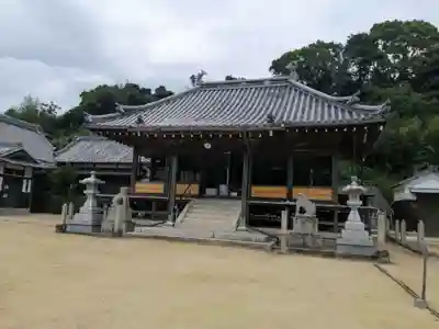 八幡神社の本殿・本堂