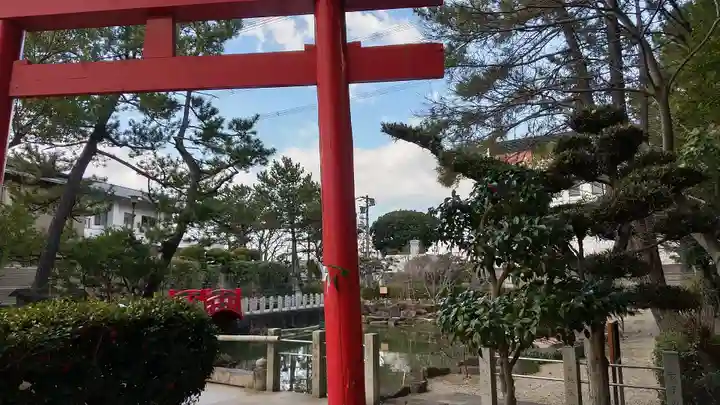 市原稲荷神社の鳥居