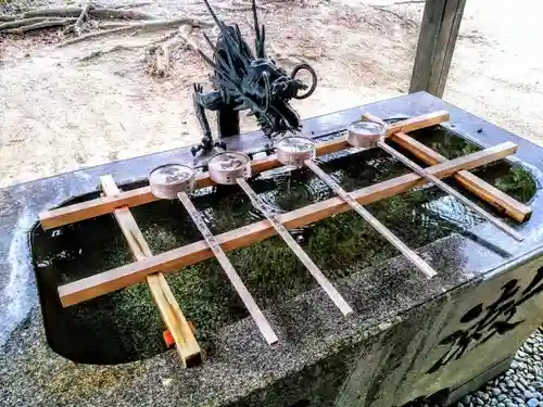 伊久智神社の手水舎
