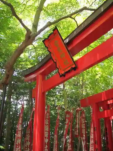 河邊七種神社の鳥居