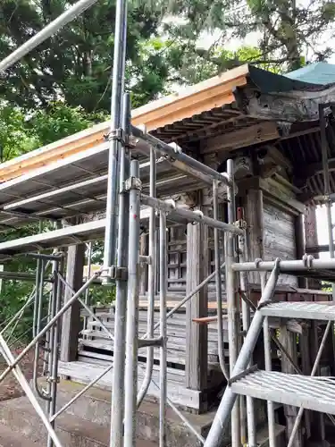 山神社の本殿