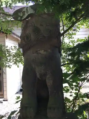 芽生神社の狛犬