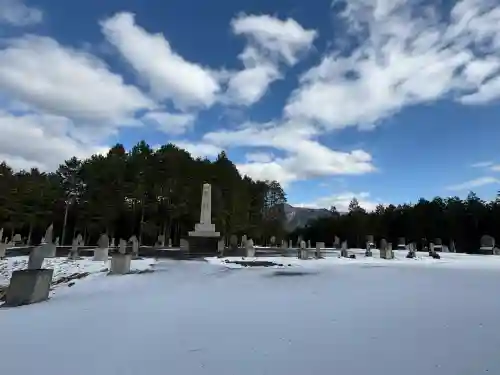余勢城跡観音の{uncategorized: "未分類", other: "その他", undefined: "問題あり", building: "その他建物", grave: "お墓", sacred_gate: "鳥居", guardian: "狛犬", statue: "像", buddha: "仏像", history: "歴史", nature: "自然", garden: "庭園", animal: "動物", pagoda: "塔", temizu: "手水舎", mountain_gate: "山門・神門", sanctuary: "本殿・本堂", subordinate: "末社・摂社", art: "芸術", scenery: "景色", jizo: "地蔵", ema: "絵馬", goshuin: "御朱印", omikuji: "おみくじ", items: "授与品その他", amulet: "お守り", goshuincho: "御朱印帳", eats: "食事", festival: "お祭り", votive_dance: "神楽", shichigosan: "七五三参", wedding: "結婚式", experience: "体験その他", initially: "初詣", around: "周辺", anti_infection: "感染症対策"}