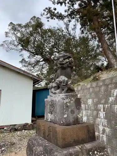 山神社の狛犬