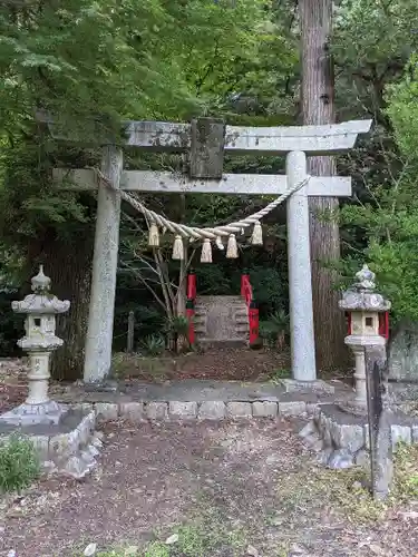 岩水寺の鳥居