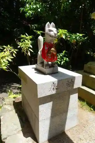 三輪成願稲荷神社(大神神社境外末社)の狛犬