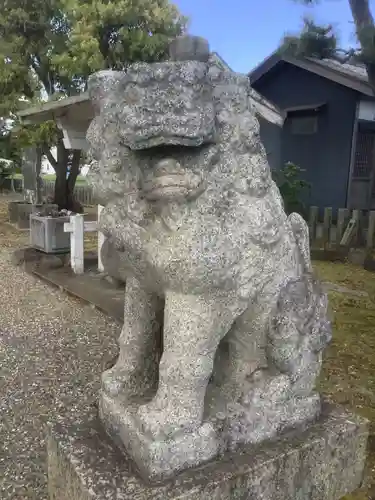 古政神社の狛犬