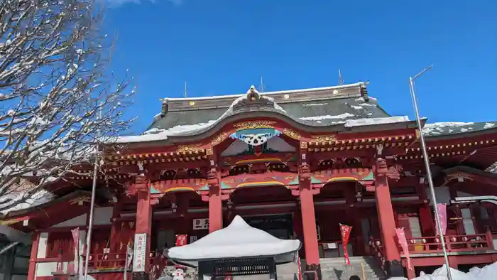 成田山札幌別院新栄寺の本殿