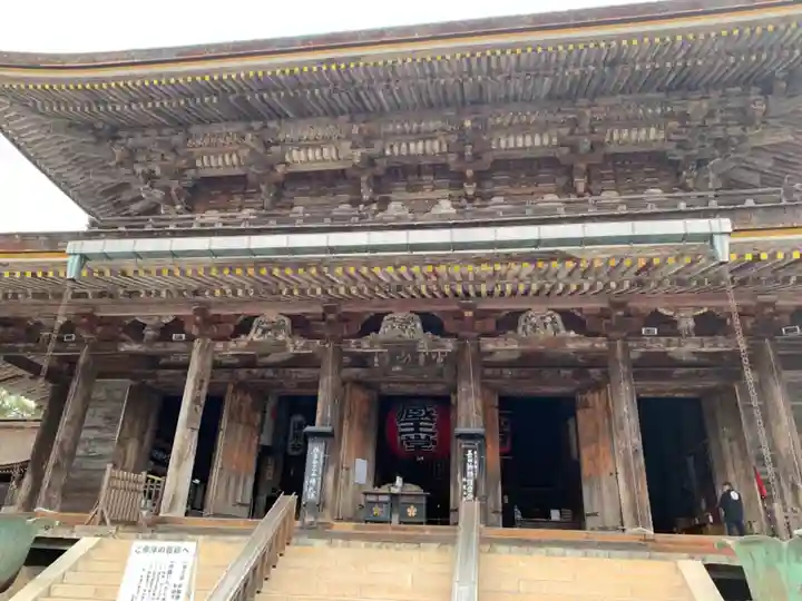金峯山寺の本殿・本堂
