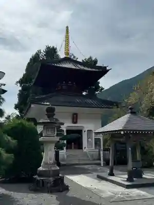 久遠寺(山梨県)