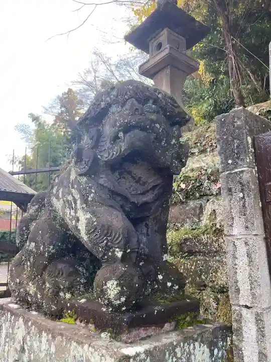 第六天社の狛犬