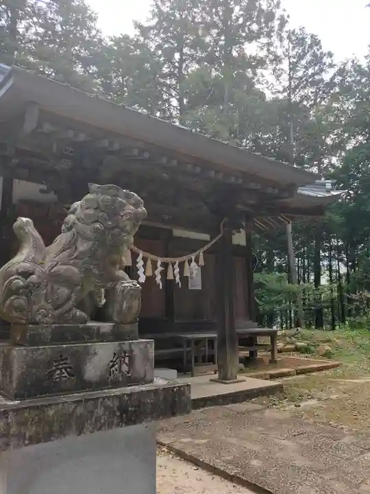 雨引千勝神社の狛犬