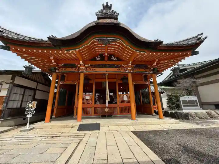 豊国神社の{uncategorized: "未分類", other: "その他", undefined: "問題あり", building: "その他建物", grave: "お墓", sacred_gate: "鳥居", guardian: "狛犬", statue: "像", buddha: "仏像", history: "歴史", nature: "自然", garden: "庭園", animal: "動物", pagoda: "塔", temizu: "手水舎", mountain_gate: "山門・神門", sanctuary: "本殿・本堂", subordinate: "末社・摂社", art: "芸術", scenery: "景色", jizo: "地蔵", ema: "絵馬", goshuin: "御朱印", omikuji: "おみくじ", items: "授与品その他", amulet: "お守り", goshuincho: "御朱印帳", eats: "食事", festival: "お祭り", votive_dance: "神楽", shichigosan: "七五三参", wedding: "結婚式", experience: "体験その他", initially: "初詣", around: "周辺", anti_infection: "感染症対策"}