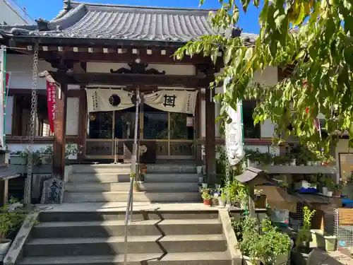 榮久山大法寺の本殿・本堂