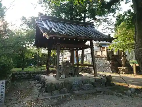 春日神社の手水