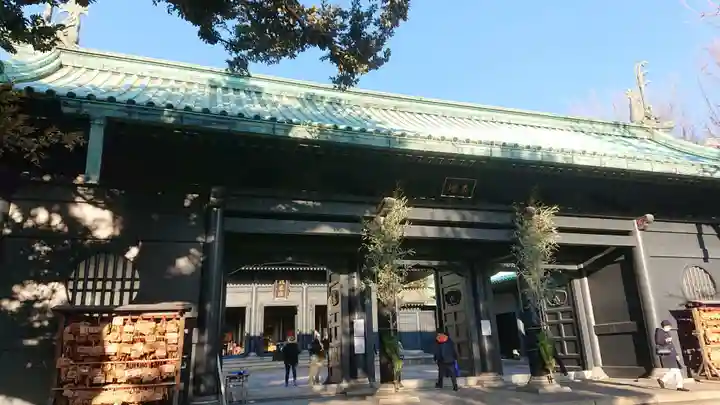 湯島聖堂の山門・神門