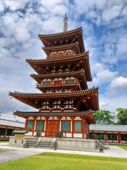薬師寺の塔