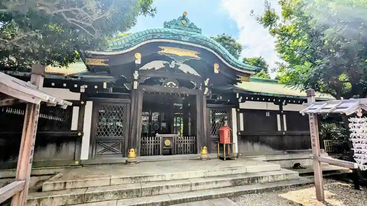白金氷川神社の本殿・本堂